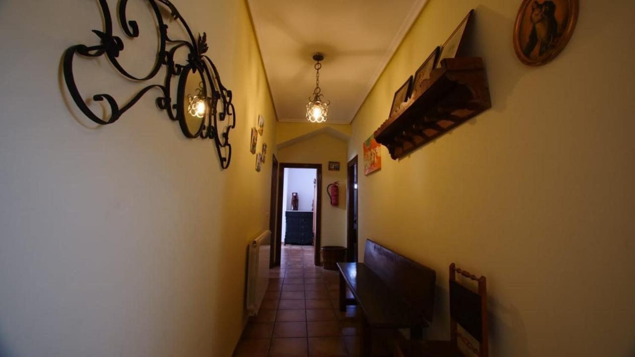Casa Rural Plaza Vieja Saldana Saldaña Exterior foto